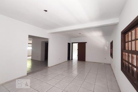 Casa à venda com 242m², 3 quartos e 2 vagasSala 3