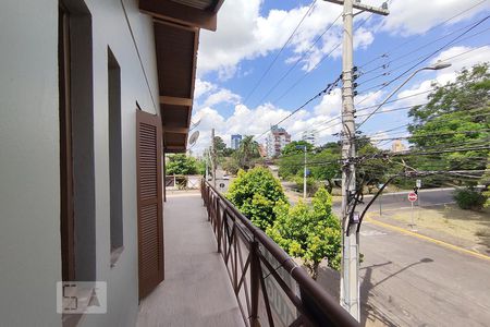 Casa à venda com 242m², 3 quartos e 2 vagasSacada