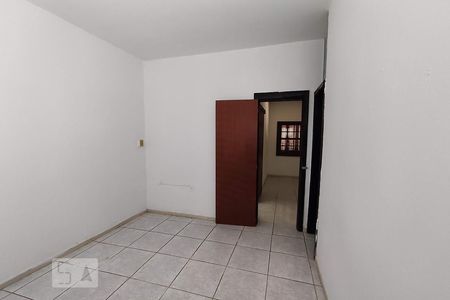 Casa à venda com 242m², 3 quartos e 2 vagasSala 4