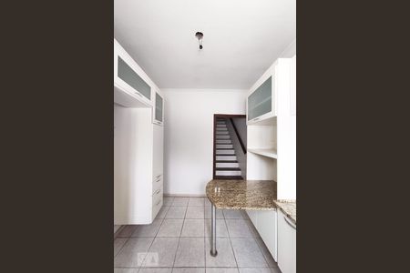 Casa à venda com 242m², 3 quartos e 2 vagasCozinha