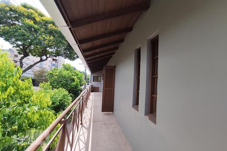 Casa à venda com 242m², 3 quartos e 2 vagasSacada