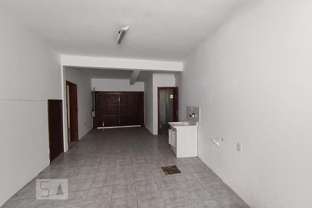 Casa à venda com 242m², 3 quartos e 2 vagasGaragem e Área de serviço