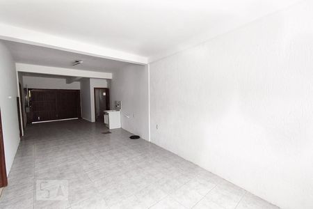 Casa à venda com 242m², 3 quartos e 2 vagasGaragem e Área de serviço