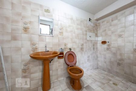 Casa à venda com 120m², 4 quartos e 4 vagasBanheiro de Serviço