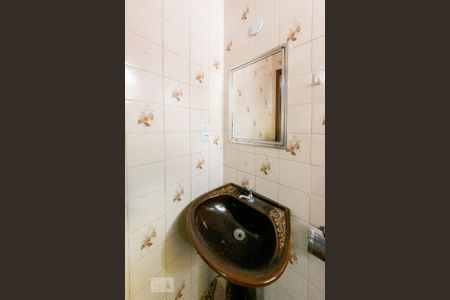 Casa à venda com 120m², 4 quartos e 4 vagasBanheiro da Suíte 1