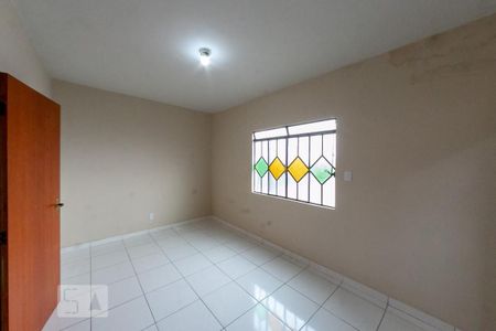 Casa à venda com 120m², 4 quartos e 4 vagasQuarto Suíte 2