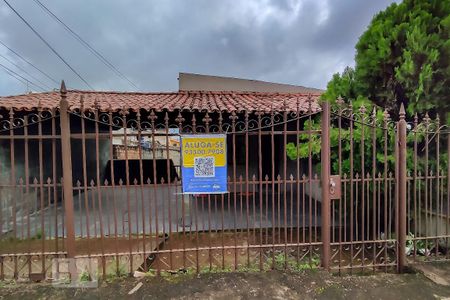 Casa à venda com 120m², 4 quartos e 4 vagasFachada - Plaquinha