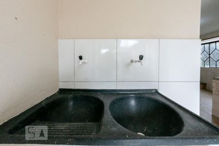 Casa à venda com 120m², 4 quartos e 4 vagasÁrea de Serviço