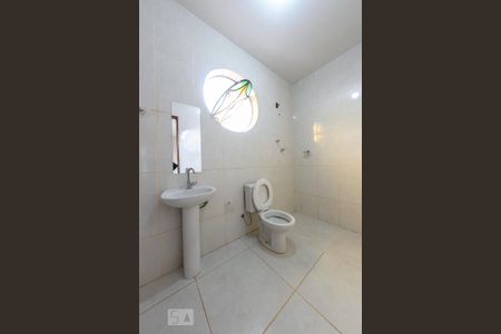 Casa à venda com 120m², 4 quartos e 4 vagasBanheiro da Suíte 2