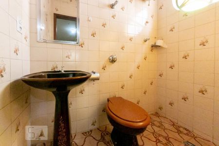 Casa à venda com 120m², 4 quartos e 4 vagasBanheiro da Suíte 1