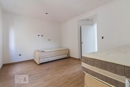 Quarto  de apartamento à venda com 1 quarto, 110m² em Campestre, Santo André