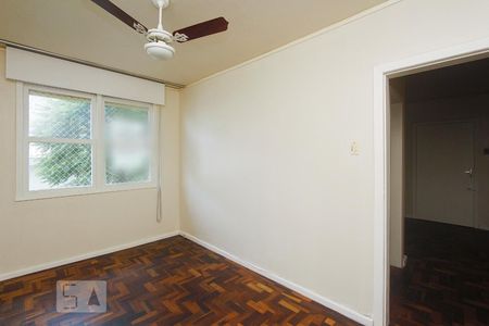 QUARTO de apartamento à venda com 1 quarto, 48m² em Vila Ipiranga, Porto Alegre