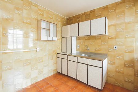 COZINHA de apartamento à venda com 1 quarto, 48m² em Vila Ipiranga, Porto Alegre