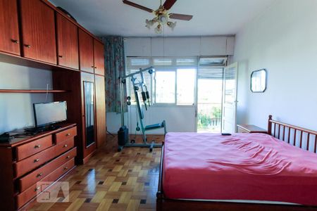 Quarto 1 de casa à venda com 4 quartos, 234m² em Medianeira, Porto Alegre