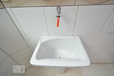 Lavanderia (Torneira) de apartamento para alugar com 1 quarto, 60m² em Jardim Sao Francisco, Guarulhos