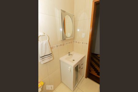 Banheiro de apartamento para alugar com 1 quarto, 52m² em Cristo Redentor, Porto Alegre