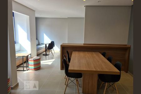 Apartamento para alugar com 42m², 2 quartos e 1 vagaÁrea comum - Salão de festas