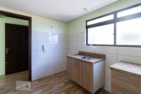 Cozinha e Área de Serviço de kitnet/studio para alugar com 1 quarto, 47m² em Vila João Pessoa, Porto Alegre