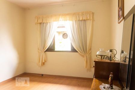 Casa à venda com 189m², 5 quartos e 4 vagasQuarto 2