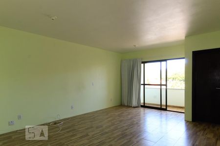 Sala/Quarto de kitnet/studio para alugar com 1 quarto, 47m² em Vila João Pessoa, Porto Alegre