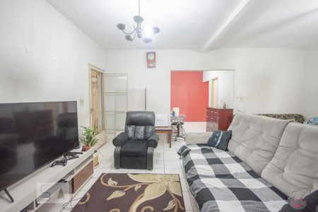 Sala de casa à venda com 4 quartos, 220m² em Vila Mazzei, São Paulo