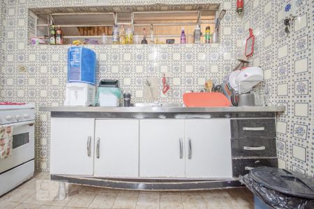 Casa à venda com 220m², 4 quartos e 2 vagasCozinha