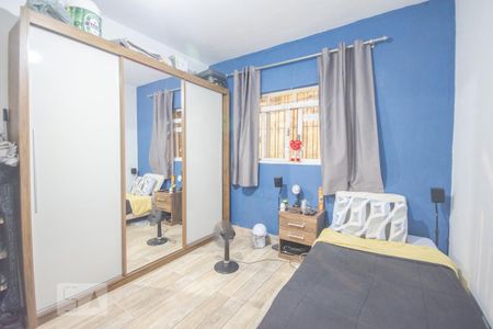 Casa à venda com 220m², 4 quartos e 2 vagasQuarto 1