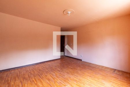 Suíte de casa à venda com 3 quartos, 205m² em Medianeira, Porto Alegre