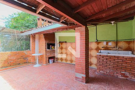 Casa à venda com 205m², 3 quartos e 3 vagasChurrasqueira