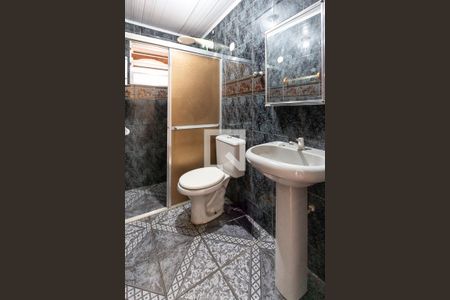 Casa à venda com 205m², 3 quartos e 3 vagasBanheiro Social