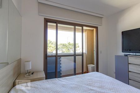 Quarto de kitnet/studio para alugar com 1 quarto, 35m² em Centro, Curitiba