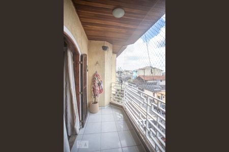 Casa à venda com 171m², 3 quartos e sem vaga Casa à venda com 171m², 3 quartos e sem vagaVaranda suíte