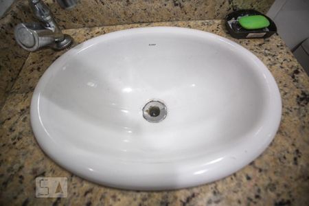 Casa à venda com 171m², 3 quartos e sem vaga Casa à venda com 171m², 3 quartos e sem vagaPia