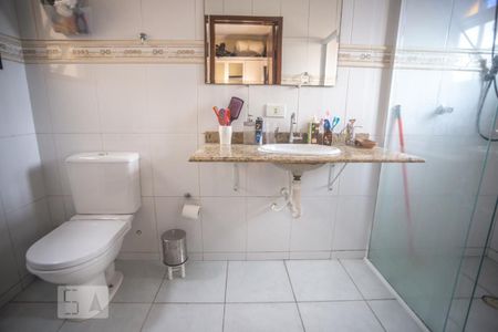 Casa à venda com 171m², 3 quartos e sem vaga Casa à venda com 171m², 3 quartos e sem vagaBanheiro suíte