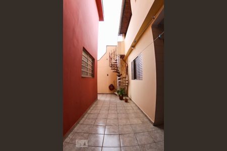 Casa à venda com 270m², 2 quartos e 2 vagas