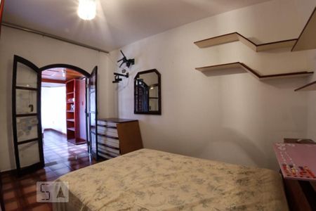 Casa à venda com 270m², 2 quartos e 2 vagas