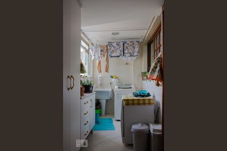 Apartamento à venda com 123m², 3 quartos e 1 vagaÁrea de Serviço