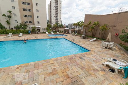 Apartamento à venda com 68m², 2 quartos e 1 vaga Apartamento à venda com 68m², 2 quartos e 1 vagaÁrea comum - Piscina