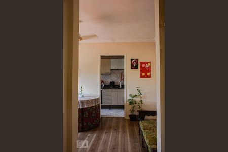 Corredor de apartamento à venda com 2 quartos, 45m² em Centro, Canoas