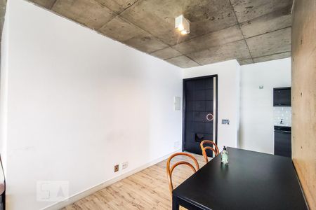 Apartamento à venda com 70m², 1 quarto e 1 vagaSala