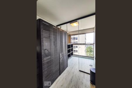 Apartamento à venda com 70m², 1 quarto e 1 vagaÁrea de Serviço
