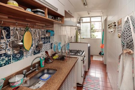 Apartamento à venda com 64m², 2 quartos e 1 vagaCozinha