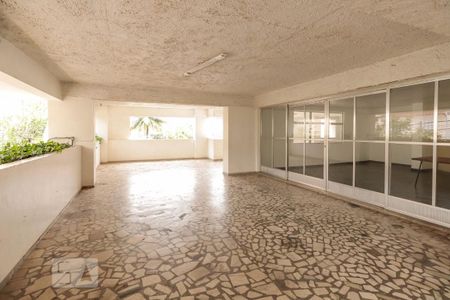 Apartamento à venda com 64m², 2 quartos e 1 vagaPlay