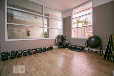 Apartamento à venda com 81m², 2 quartos e 1 vaga Apartamento à venda com 81m², 2 quartos e 1 vagaAcademia