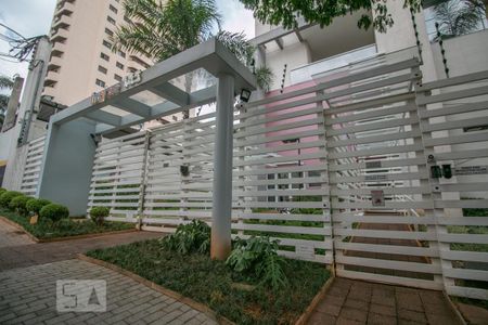 Apartamento à venda com 81m², 2 quartos e 1 vaga Apartamento à venda com 81m², 2 quartos e 1 vagaFachada
