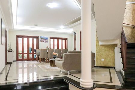 Casa de condomínio para alugar com 430m², 4 quartos e 4 vagasSala 2