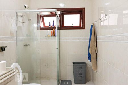 Casa de condomínio para alugar com 430m², 4 quartos e 4 vagasBanheiro Social