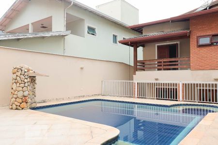 Casa de condomínio para alugar com 430m², 4 quartos e 4 vagasÁrea Externa - piscina 