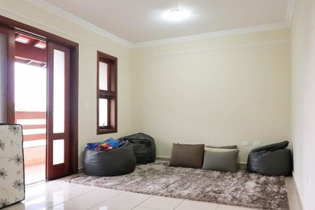 Casa de condomínio para alugar com 430m², 4 quartos e 4 vagasSala TV