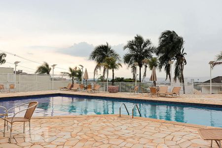 Casa de condomínio para alugar com 430m², 4 quartos e 4 vagasÁrea comum condomínio - piscina